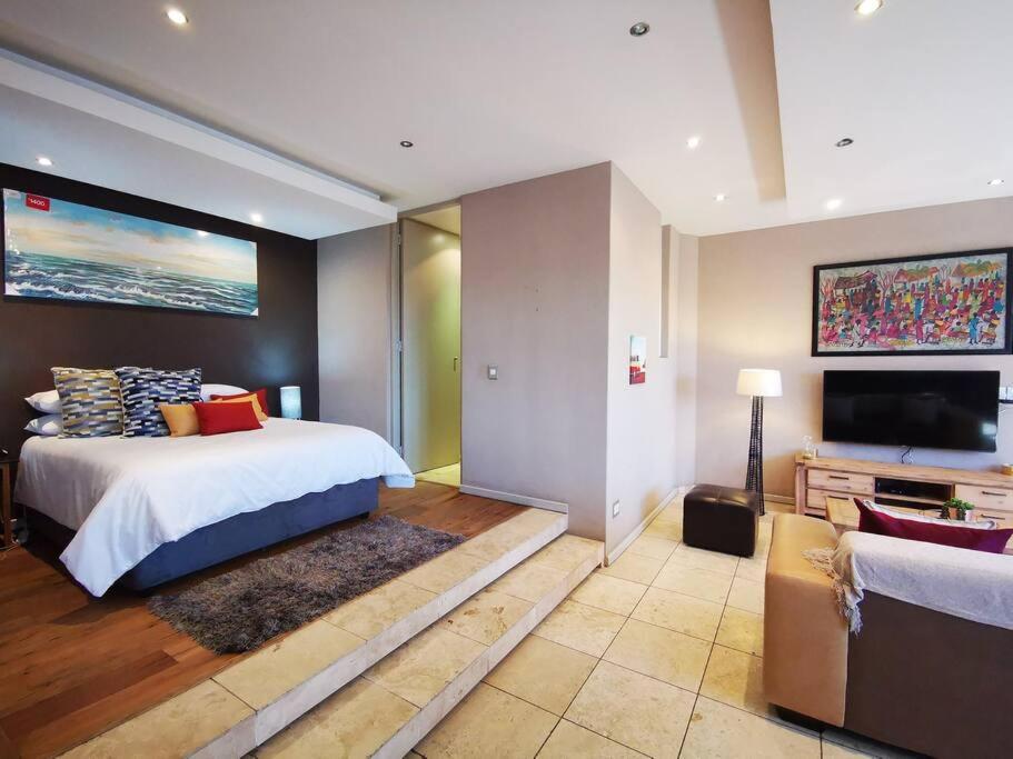 Stunning Studio apt with stunning Joburg views Johannesburg Exterior foto